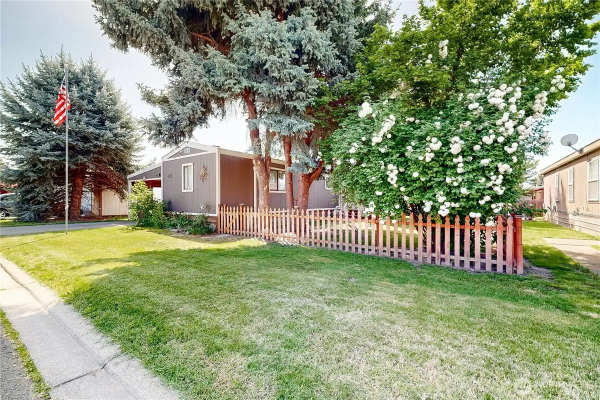 968 NE Empire Street, College Place, WA 99324 - #1