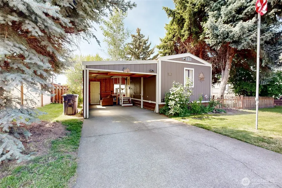 968 NE Empire Street, College Place, WA 99324 - #3
