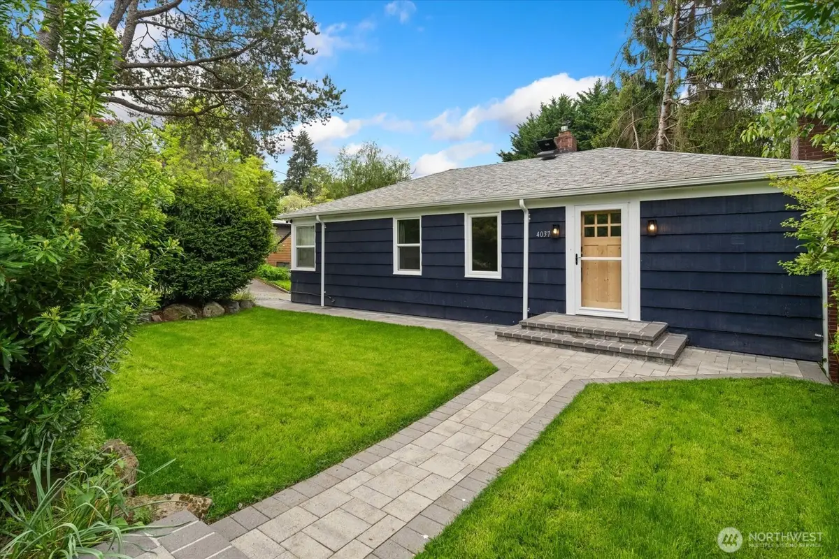 4037 NE 109th Street, Seattle, WA 98125 - #1