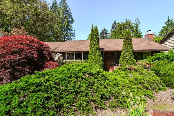 13709 39th Avenue Ne, Seattle, WA 98125