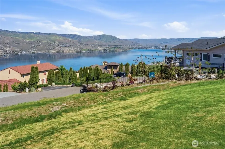145 Mirabella Drive #17, Chelan, WA 98816 - #2