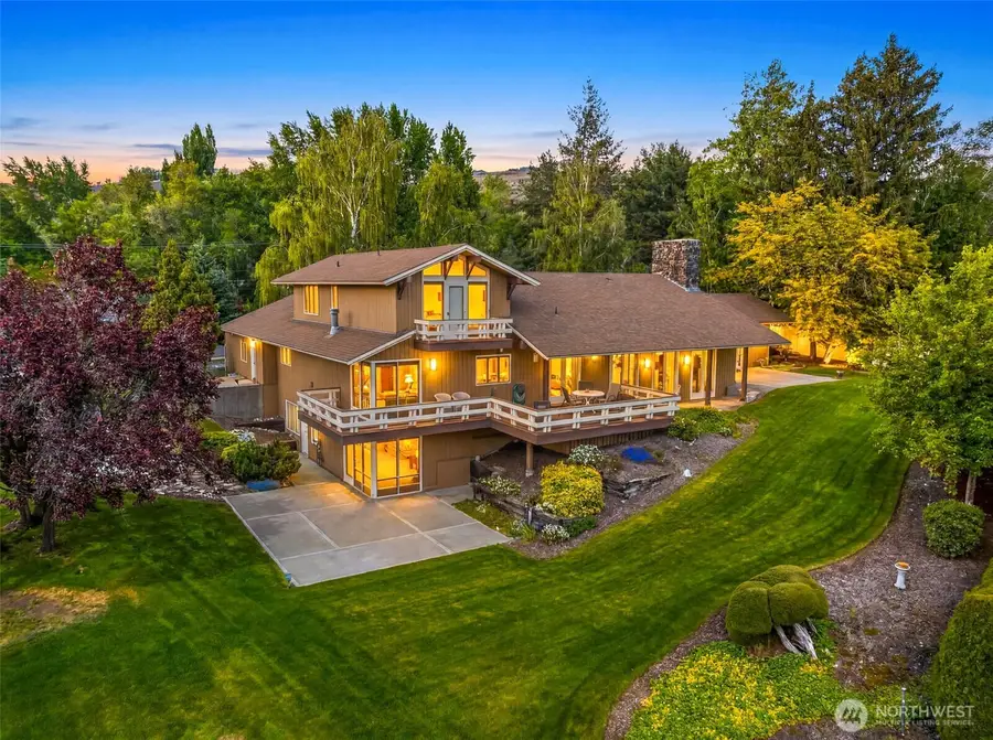 414 19th Street Ne, East Wenatchee, WA 98802 - #2
