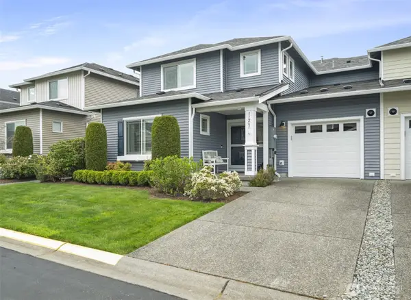 11261 241st Place Ne #86, Redmond, WA 98053