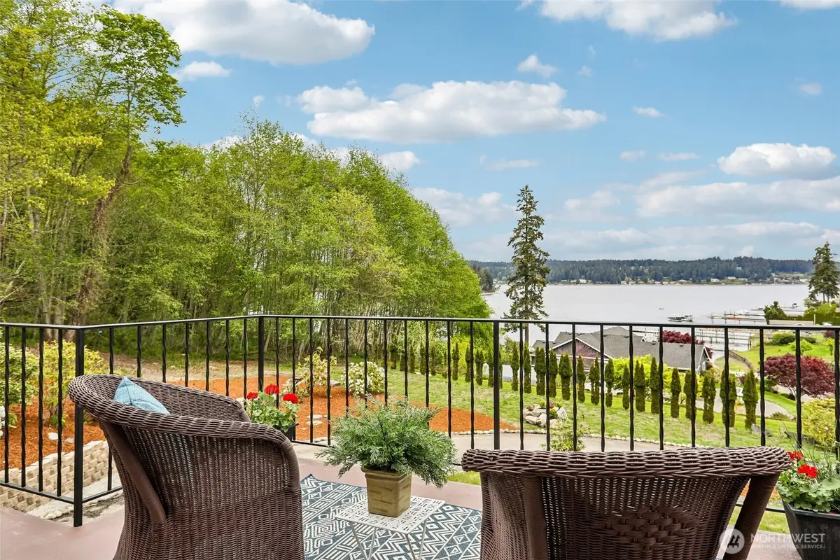 582 North Shore Blvd, Fox Island, WA 98333 - #1