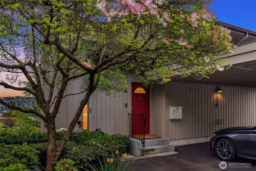 936 W Emerson Street #A, Seattle, WA 98119 - #3