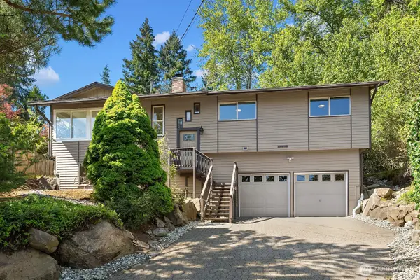 12516 SE 4th Place, Bellevue, WA 98005