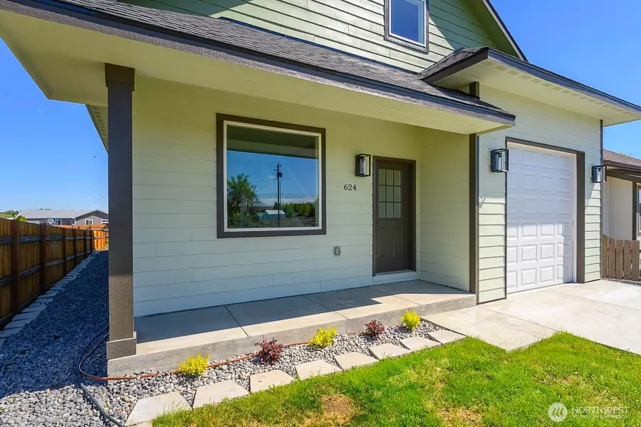 624 Aster Street S, Soap Lake, WA 98851 - #3