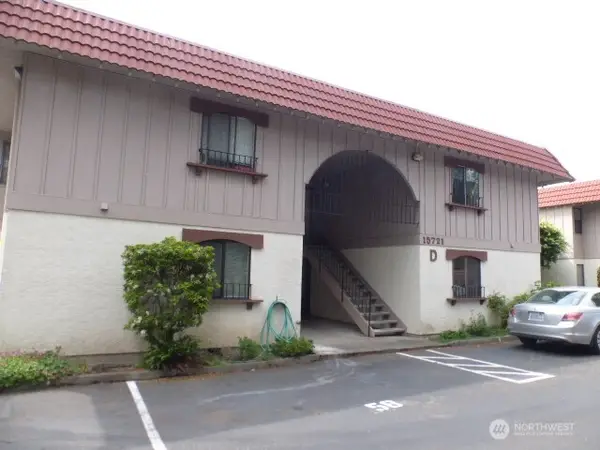 15721 NE 18th Street #D2, Bellevue, WA 98008