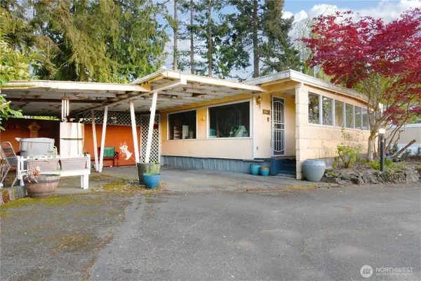 18501 52nd Avenue #61, Lynnwood, WA 98037