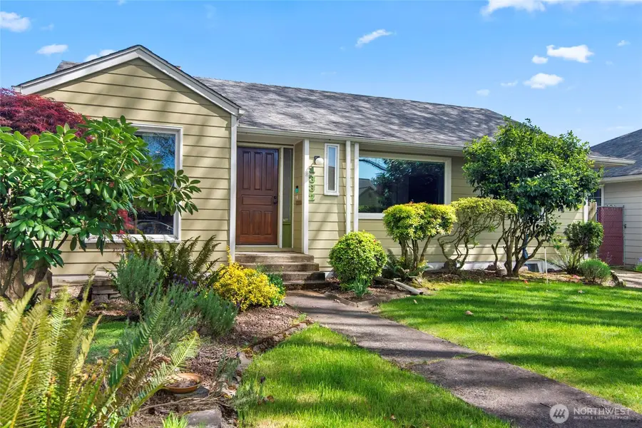 1332 22nd Avenue, Longview, WA 98632 - #3