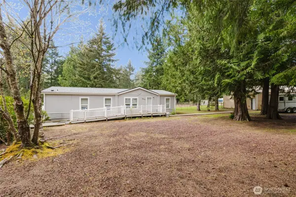 3416 171 Avenue Ct Nw, Lakebay, WA 98349