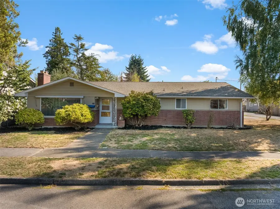 343 4th Street Se, Puyallup, WA 98372 - #2