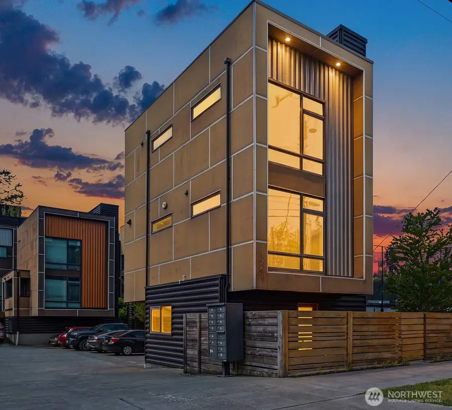 1761 20th Avenue S, Seattle, WA 98144 - #2