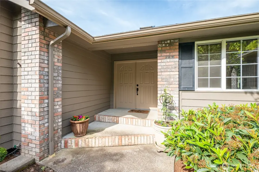 108 Sunset Lane, Longview, WA 98632 - #2
