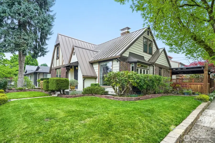 3601 F Street, Vancouver, WA 98663 - #2