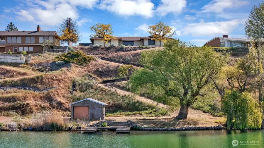 306 N Crestview Drive, Moses Lake, WA 98837 - #2