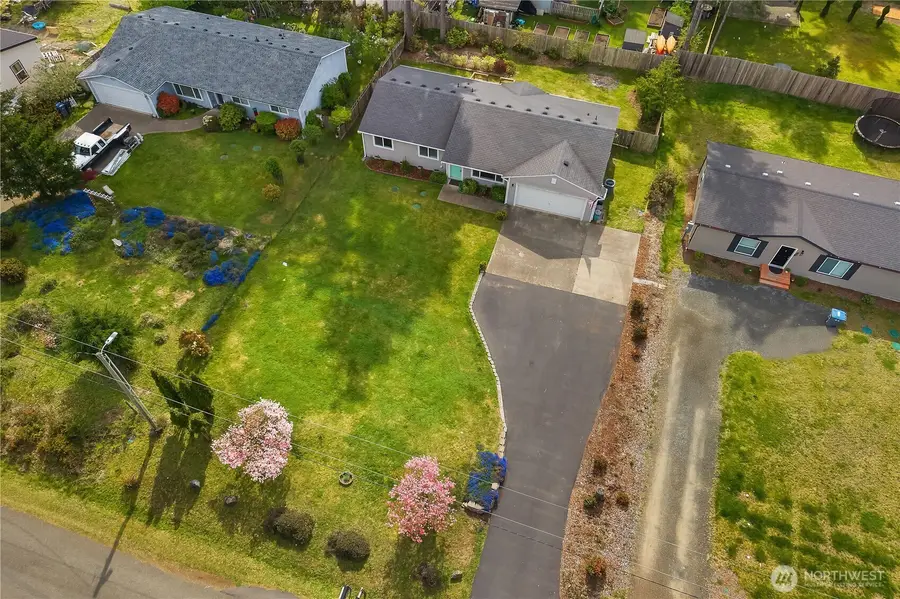 810 E Lakeshore Drive W, Shelton, WA 98584 - #3