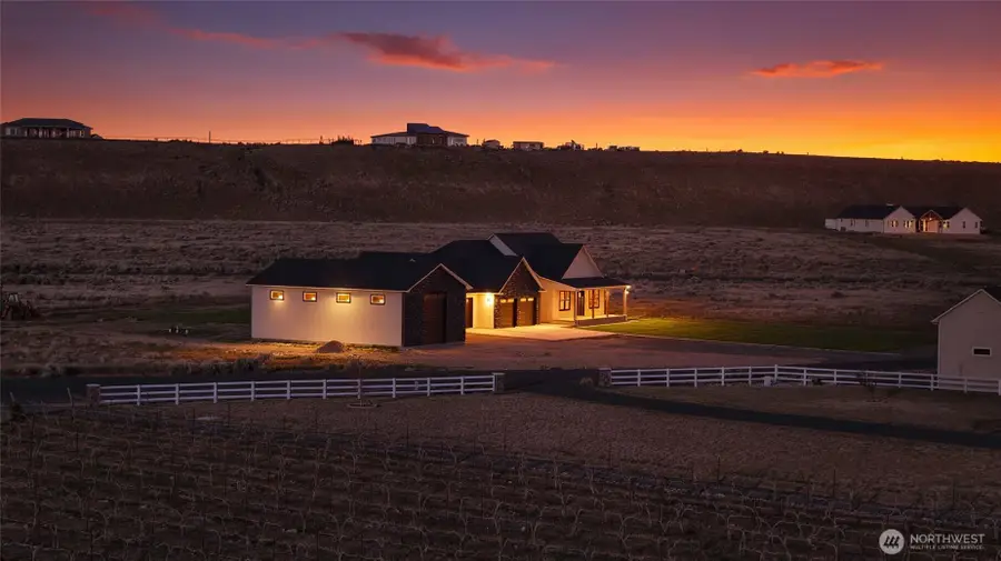 5324 NE Rd 7.3, Moses Lake, WA 98837 - #2