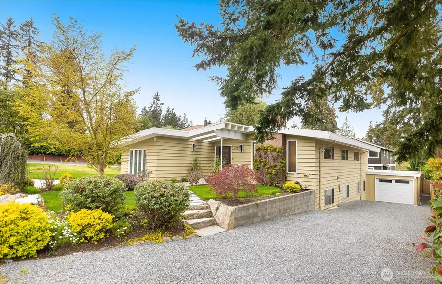 336 N 160th Street, Shoreline, WA 98133 - #2