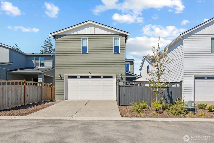 33136 Holly Avenue Se, Black Diamond, WA 98010 - #2