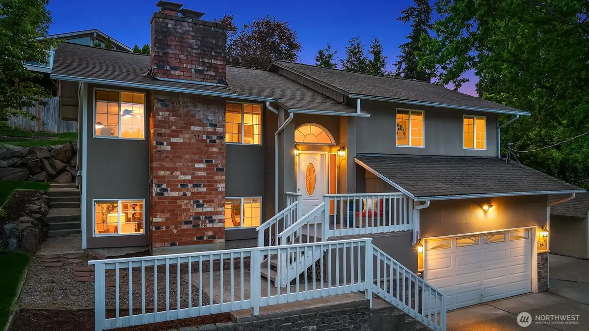 2805 112th Avenue Se, Bellevue, WA 98004 - #1