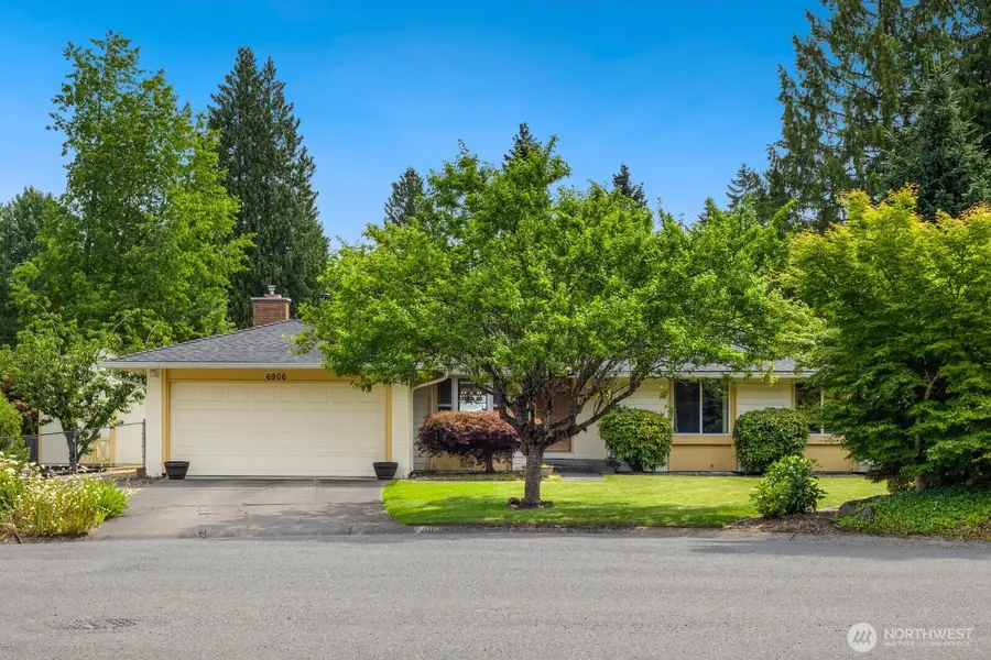 6906 149th Avenue Ne, Redmond, WA 98052 - #2