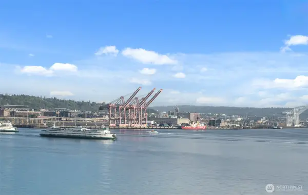 2717 Western Avenue #1018, Seattle, WA 98121