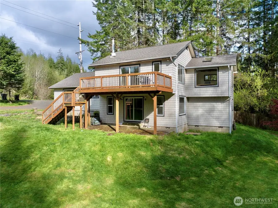 219 Ocean Beach Road, Hoquiam, WA 98550 - #3