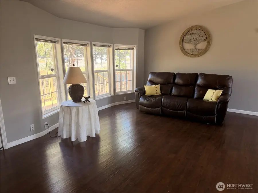 612 Orchard Drive Sw, Mattawa, WA 99349 - #2
