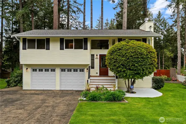 3485 NW This A Way Rd, Bremerton, WA 98312