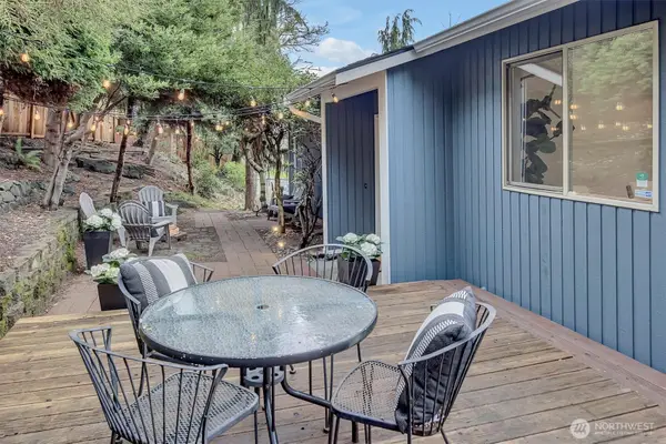 1915 11th Avenue S, Seattle, WA 98134