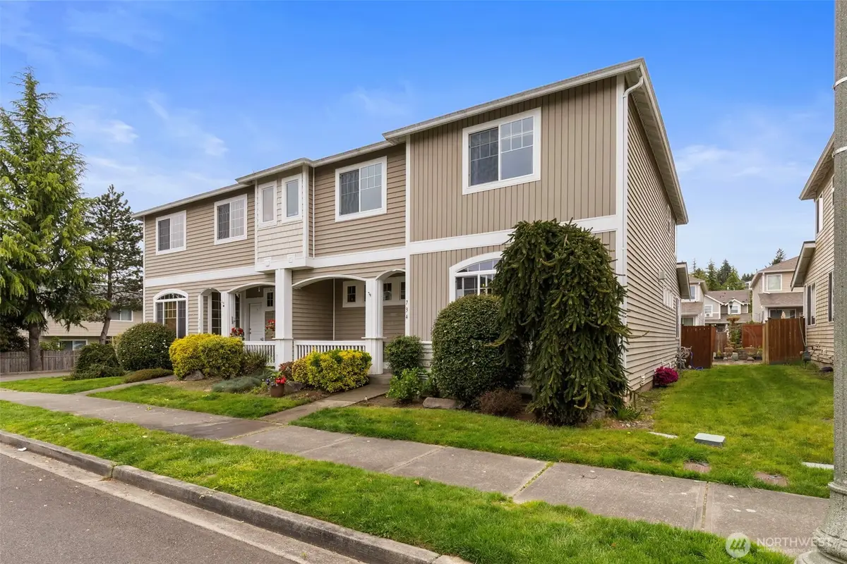 734 Glenmore Loop, Port Orchard, WA 98366 - #1