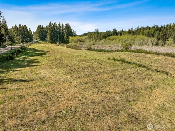 1487 SW Chipmunk Hill Lane, Port Orchard, WA 98367