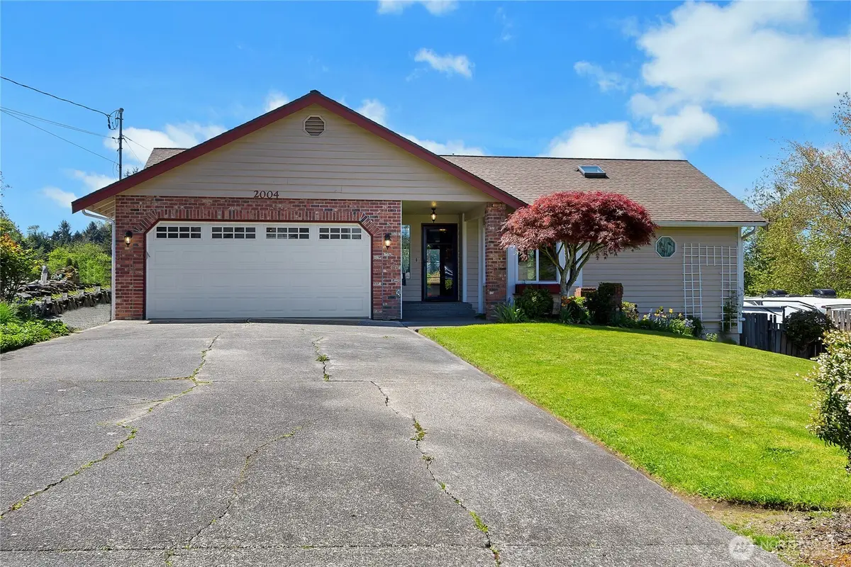 2004 7th Street Sw, Puyallup, WA 98371 - #1