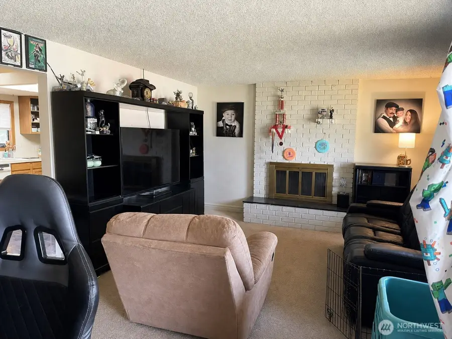 605 Scott Drive, Centralia, WA 98531 - #2
