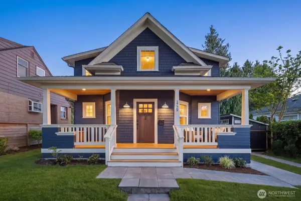 1729 41st Avenue Sw, Seattle, WA 98116