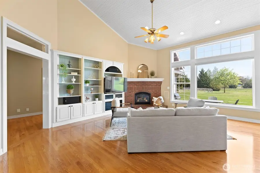 929 E Hemmi Road, Everson, WA 98247 - #3