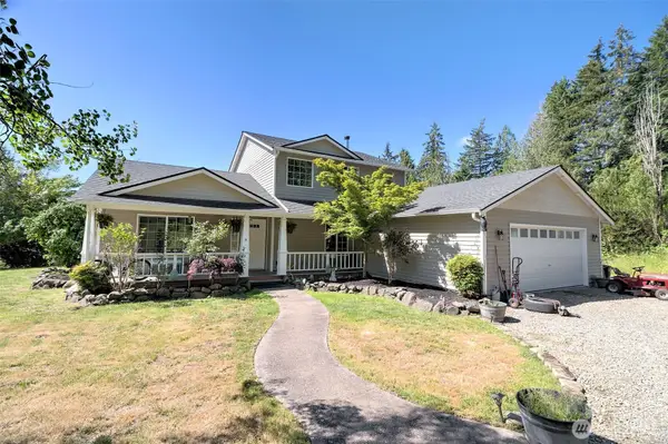 361 N North Hill Road, Hoodsport, WA 98548