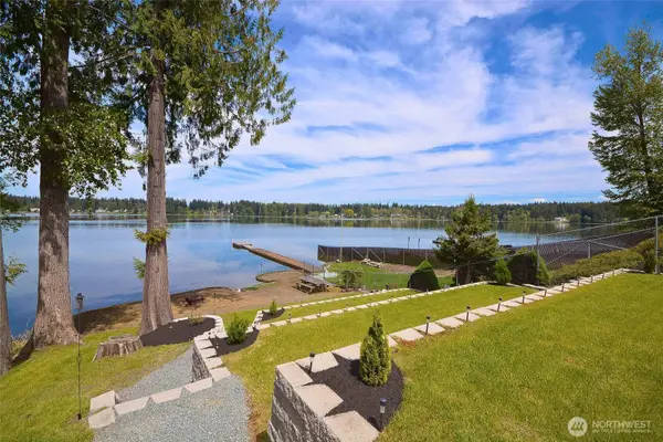 17150 Pleasant Beach Drive Se, Yelm, WA 98597