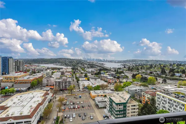 4540 8th Avenue Ne #2106, Seattle, WA 98105