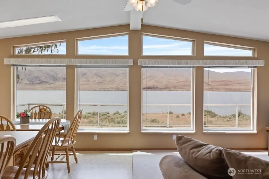 512 SW Island View, Mattawa, WA 99349 - #2
