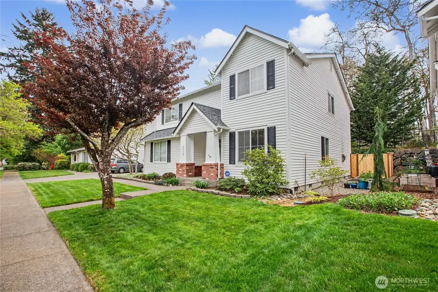 2219 Forrest St, Dupont, WA 98327 - #2