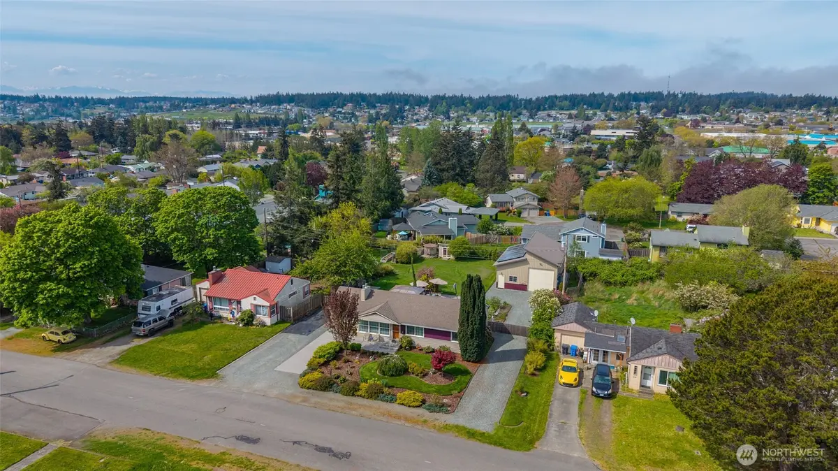 347 SE Glencoe Street, Oak Harbor, WA 98277 - #1