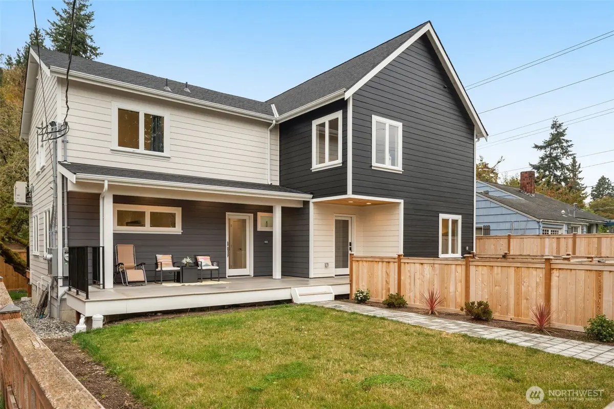 9253 6th Avenue Nw #b, Seattle, WA 98117 - #1