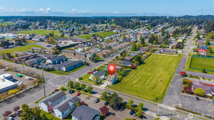 45 N Oak Harbor Street, Oak Harbor, WA 98277 - #2
