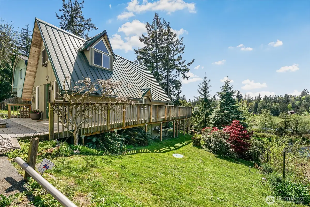 1819 Lake Drive, Camano Island, WA 98282 - #1