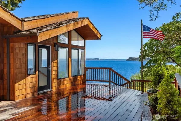 191 Condon Lane, Port Ludlow, WA 98365