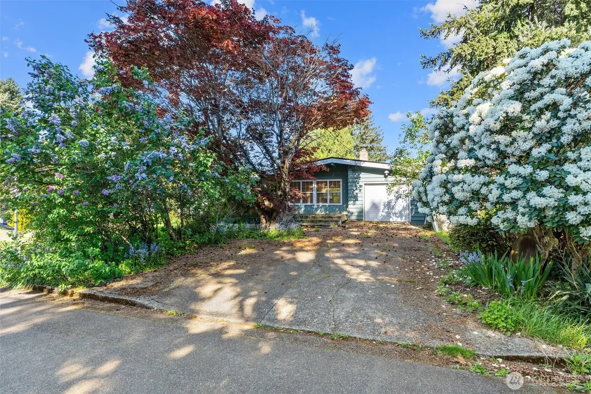 418 111th Avenue Se, Bellevue, WA 98004 - #1