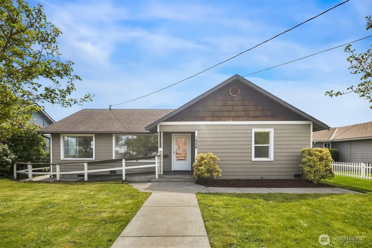 1628 Grove Street, Marysville, WA 98270 - #1
