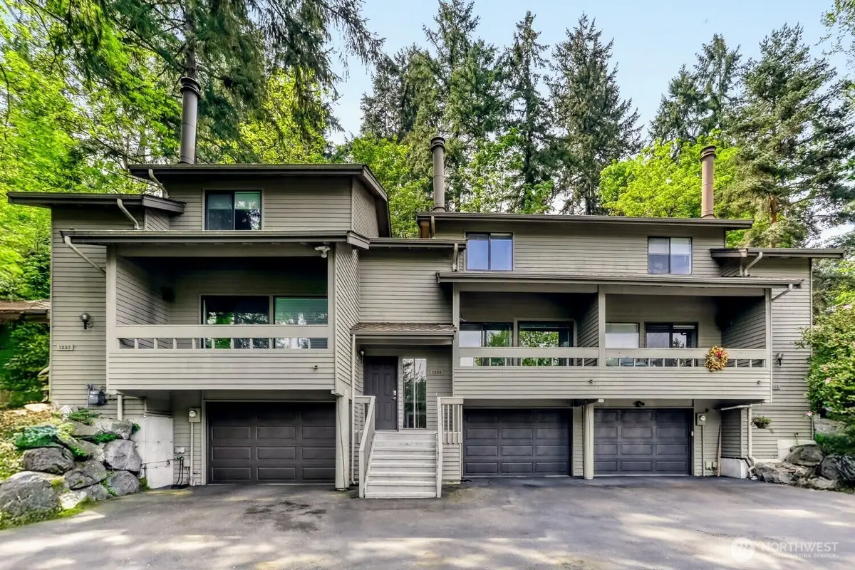1226 Bellefield Park Lane Nw #1226, Bellevue, WA 98004 - #1